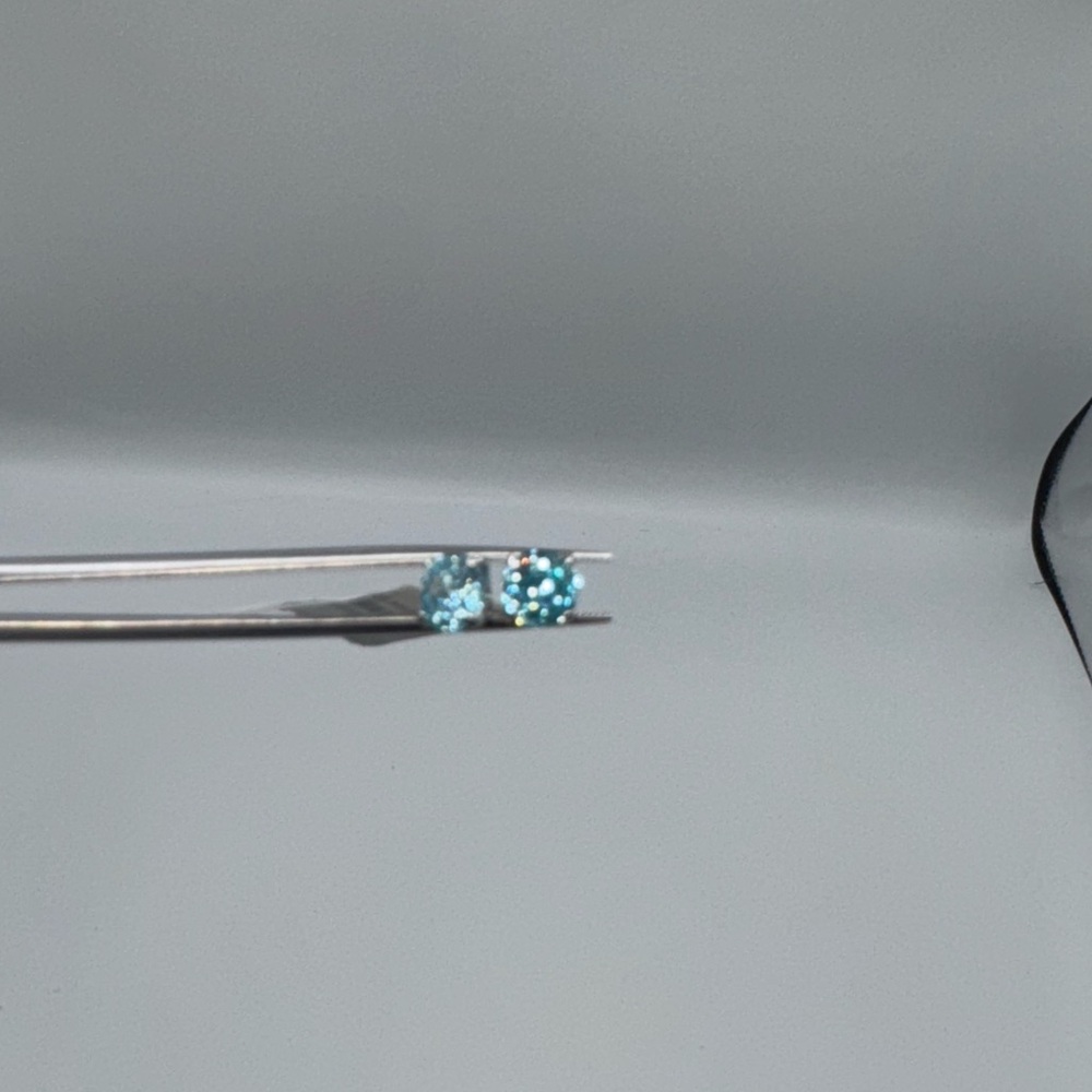 0.75ct Aquamarine Studs - Picture 9 of 10